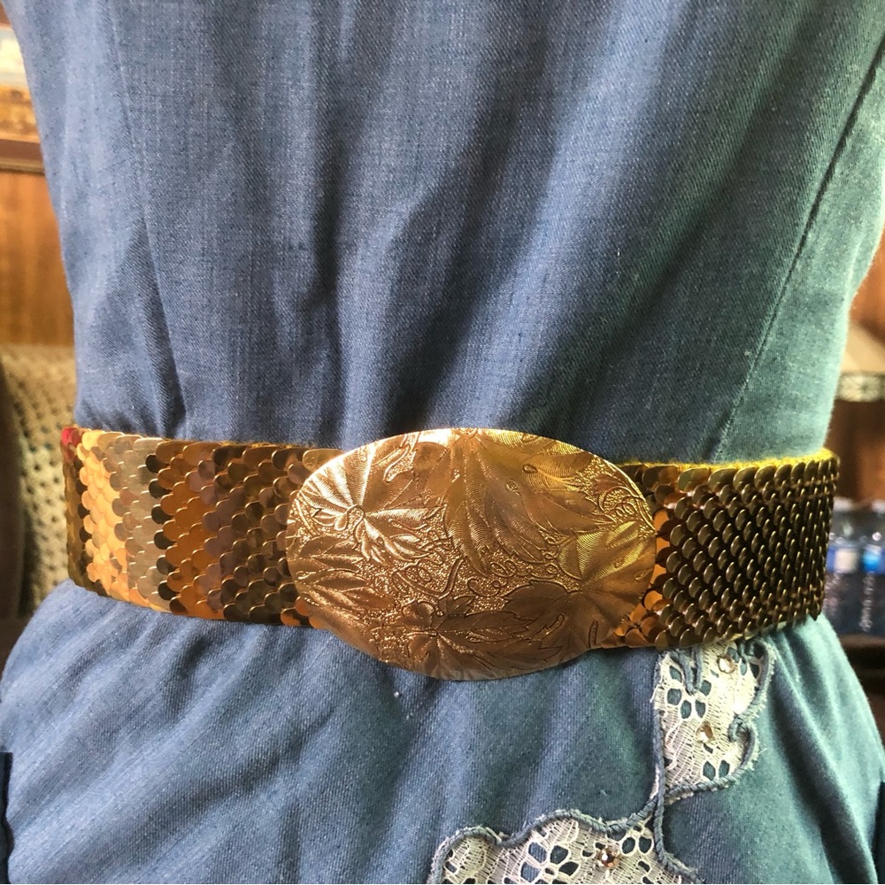Amazing Vintage Gold Belt